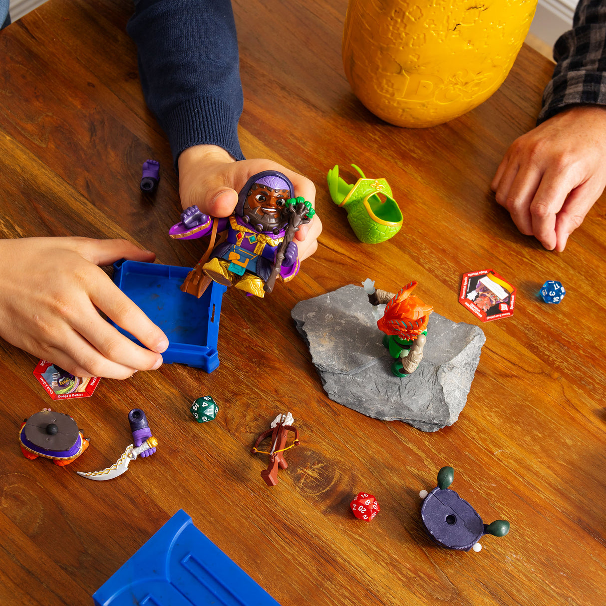 Dungeons & Dragons Questers WAVE 1 ADVENTURERS ASST CDU6
