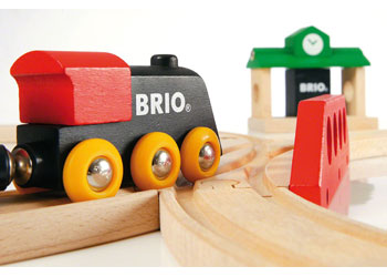 BRIO Classic Figure 8 Set - Modern Brands Australia
