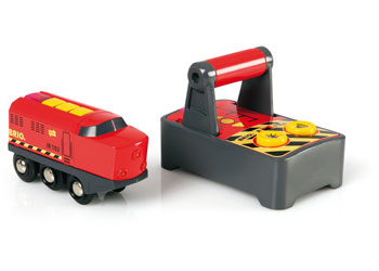 BRIO - Remote Control Engine 2 pieces - Modern Brands Australia