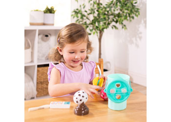 M&D - Play to Go - Ice Cream Play Set - Modern Brands Australia