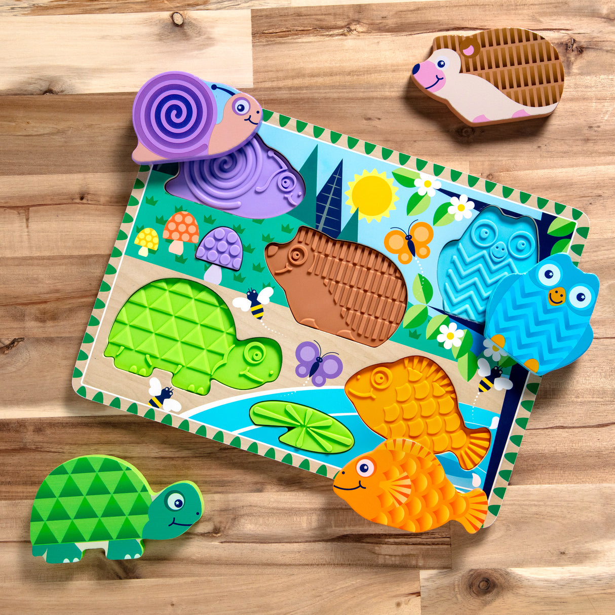 Melissa & Doug - Wooden Touch & Feel Puzzle - Forest Friends
