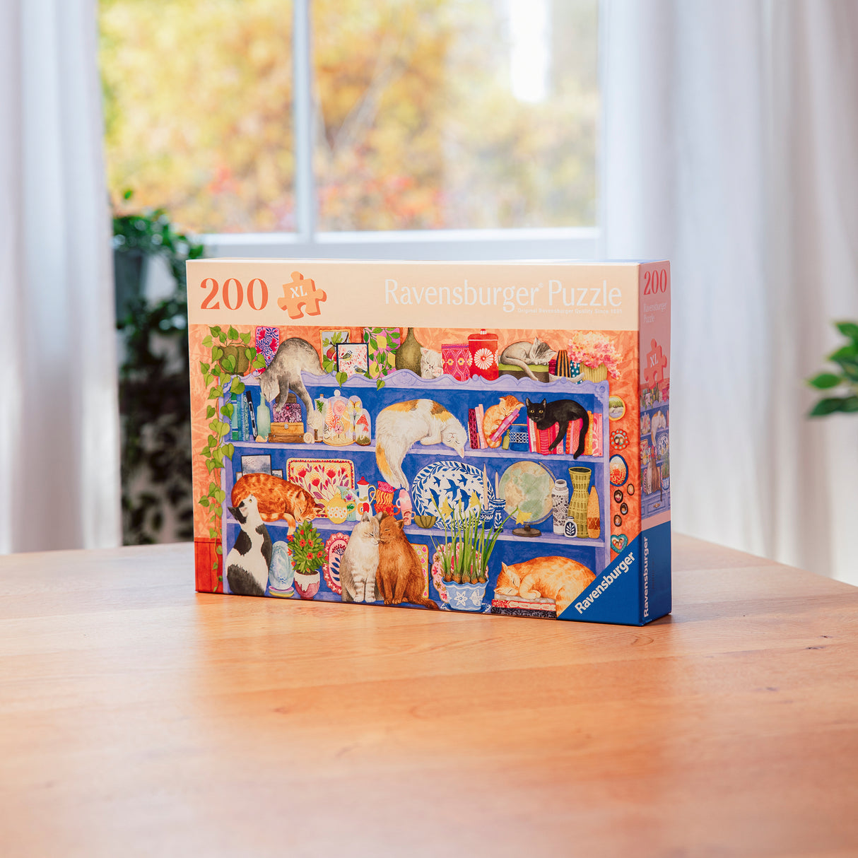 Ravensburger - Cats on the Shelf Puzzle 200 Pieces