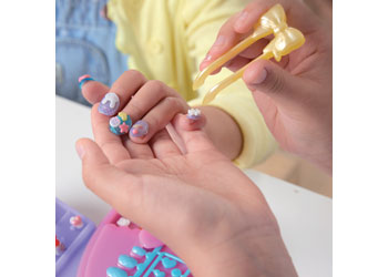 Aquabeads - Design 'n' Display Nail Studio - Modern Brands Australia