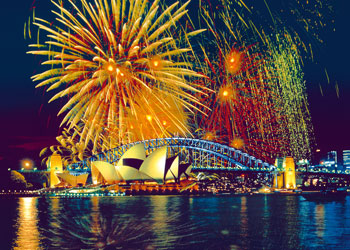 Rburg - Fireworks Over Sydney Australia 1000p - Modern Brands Australia
