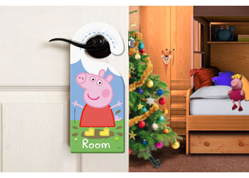 Ravensburger - Peppa Pig Christmas Shaped 24p - Modern Brands Australia