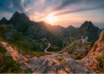 Rburg - Serra de Tramuntana Mallorca 1000p - Modern Brands Australia