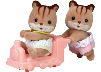 SF - Walnut Squirrel Twins - Modern Brands Australia